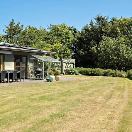 Lf11597-struer-plantagevej-97 * Struer